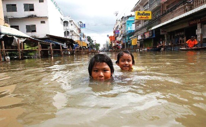Flooded street in northern Bangkok during the 2011 Thailand floods (file photo)