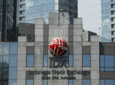 Indonesia Stocks Fall Below 5,000 as MSCI Review Puts Market Reforms Under Scrutiny