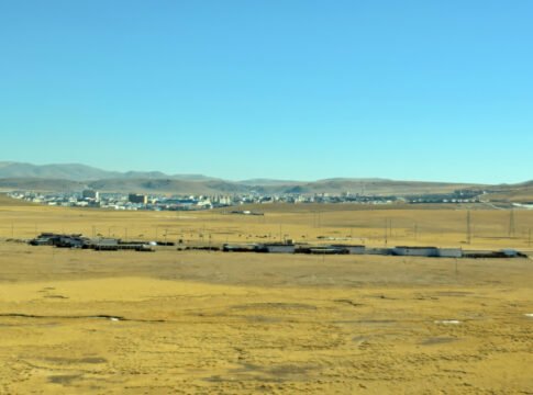 Tibet Earthquake Kills at Least 16 as Rescue Teams Work Through Damaged Homes Near Nagqu
