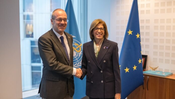 Hans Kluge and Stella Kyriakides in Copenhagen on October 28, 2024 — file photograph, not the 2026 meeting