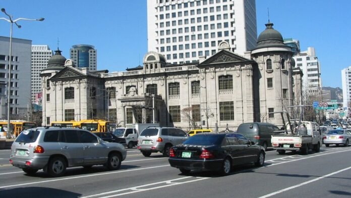 Historic Bank of Korea building in Seoul — 2004 file photo Historic Bank of Korea building in Seoul — 2004 file photo