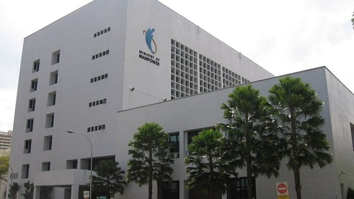 oct30-4 Singapore’s Ministry of Manpower building — March 2006 file image